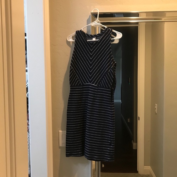 Old navy size small dress - Picture 6 of 8